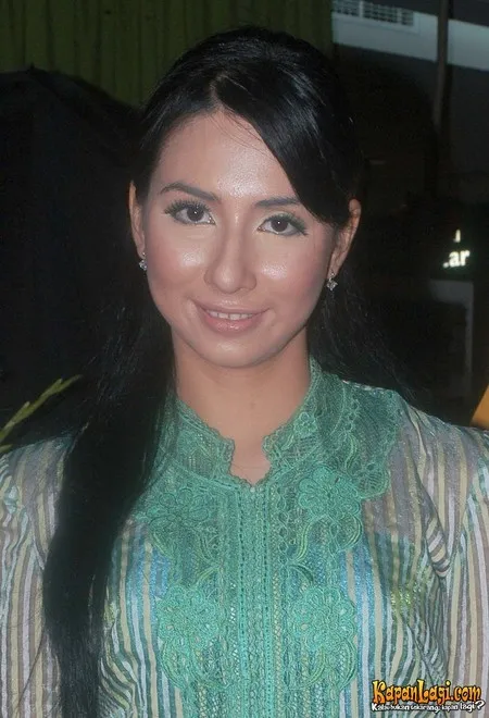 Foto Deswita Maharani