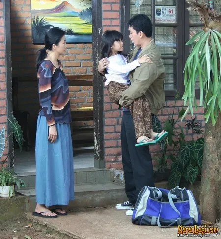 Foto Desy Ratnasari