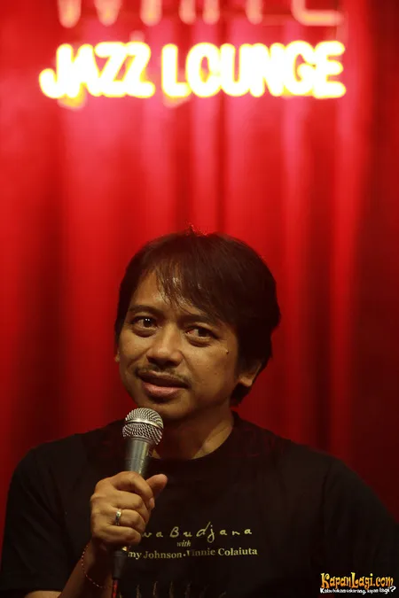 Foto Dewa Budjana
