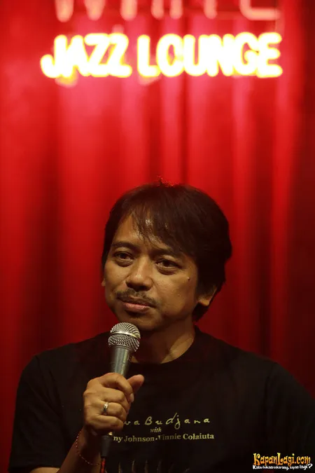 Foto Dewa Budjana