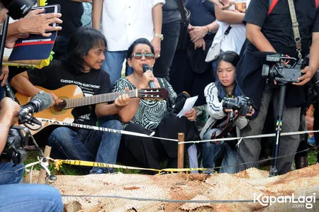 Foto Dewa Budjana