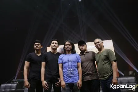Foto Dewa Budjana
