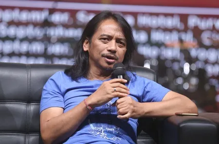 Foto Dewa Budjana