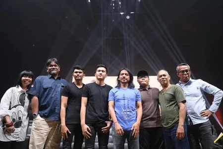 Foto Dewa Budjana