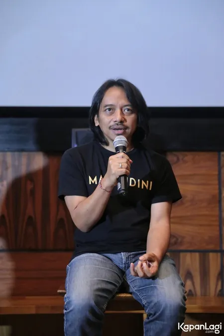 Foto Dewa Budjana