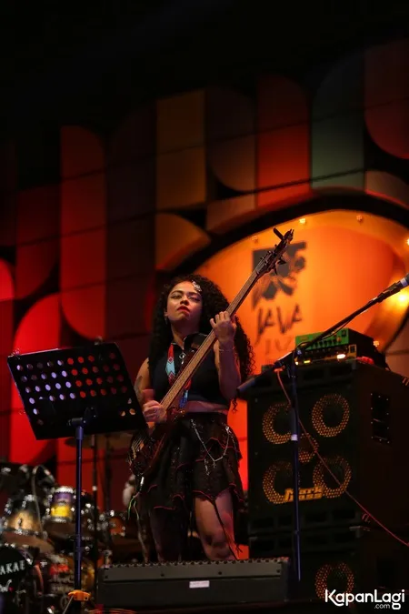 Foto Dewa Budjana