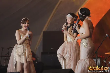 Foto Dewi Dewi