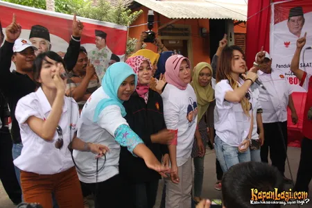 Foto Dewi Dewi