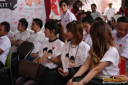 Foto Dewi Dewi