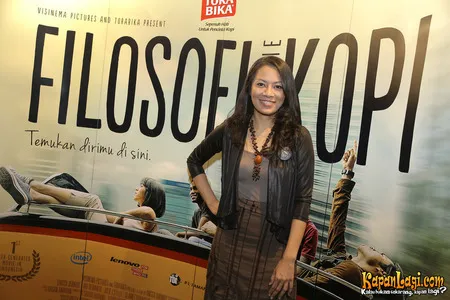 Foto Dewi Lestari