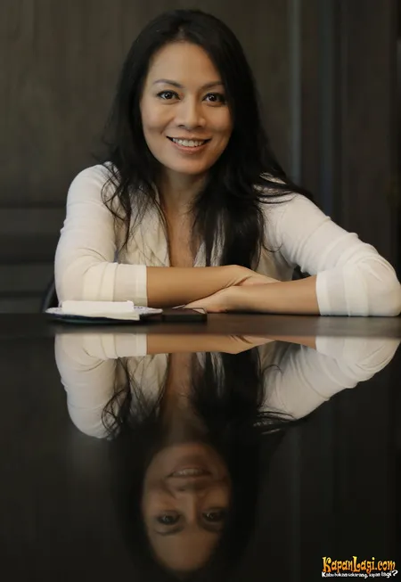 Foto Dewi Lestari