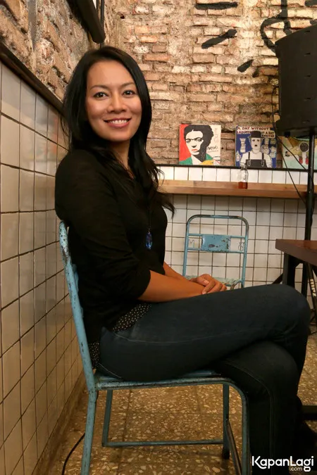 Foto Dewi Lestari