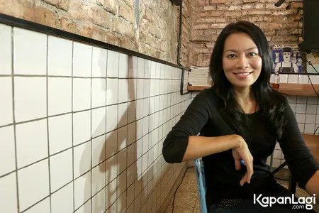 Foto Dewi Lestari