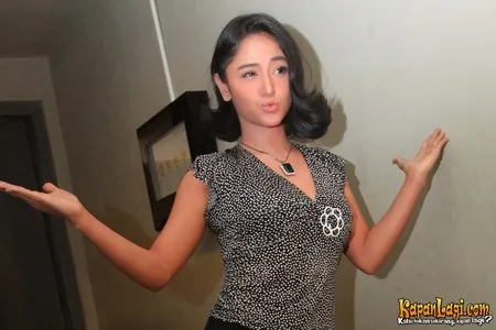 Foto Dewi Perssik