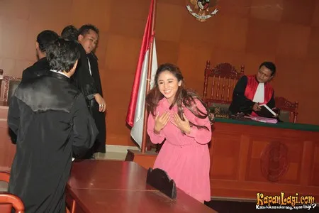 Foto Dewi Perssik