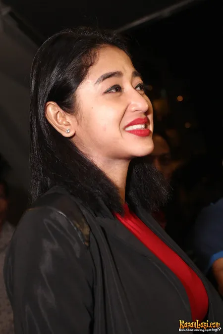 Foto Dewi Perssik