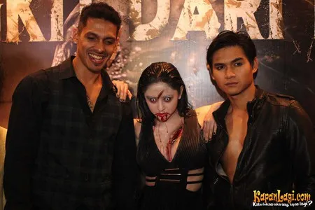 Foto Dewi Perssik