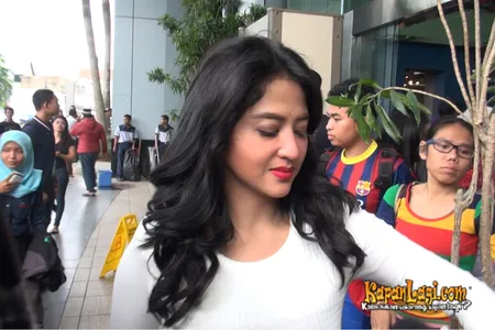 Foto Dewi Perssik