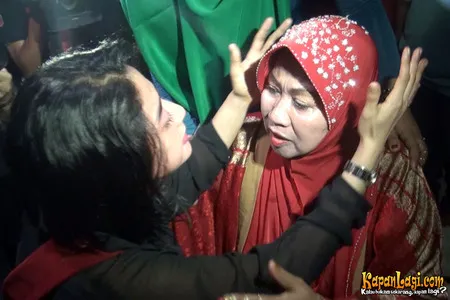 Foto Dewi Perssik