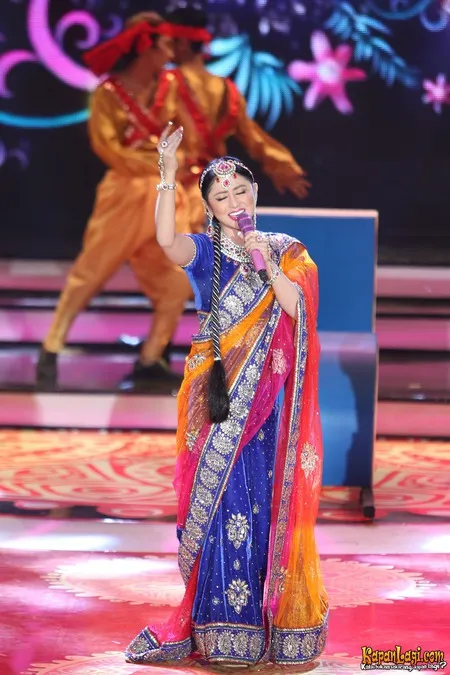 Foto Dewi Perssik