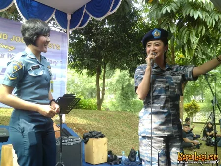 Foto Dewi Perssik