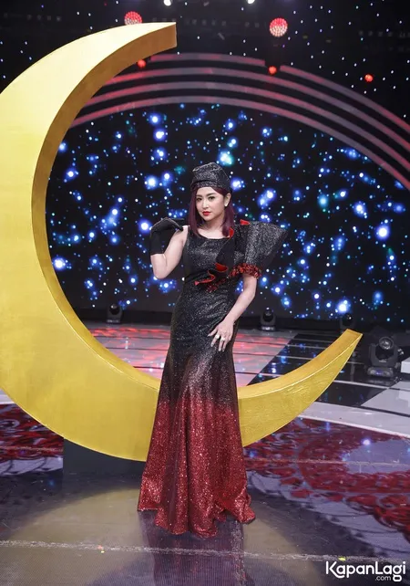 Foto Dewi Perssik