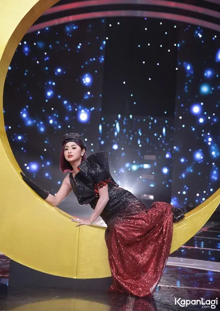 Foto Dewi Perssik