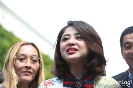 Foto Dewi Perssik