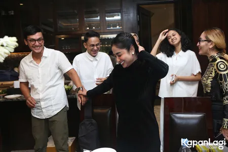 Foto Dewi Perssik