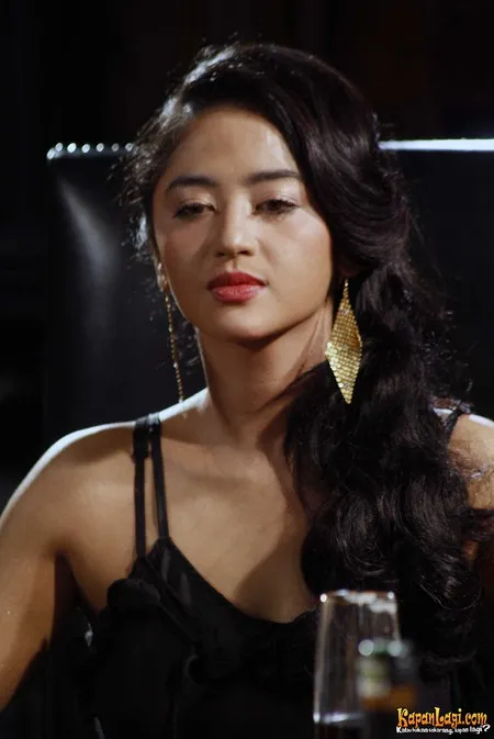 Foto Dewi Perssik