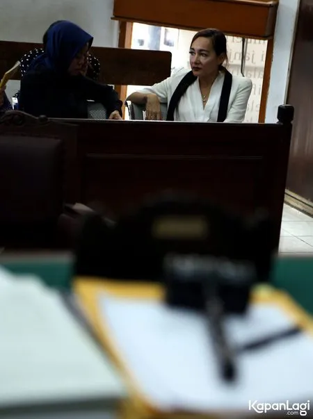 Foto Dewi Rezer