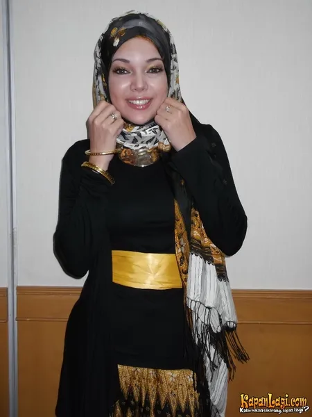 Foto Dewi Sandra