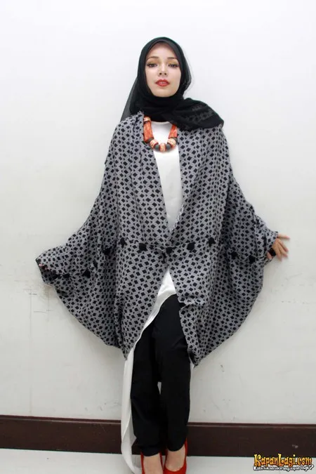 Foto Dewi Sandra
