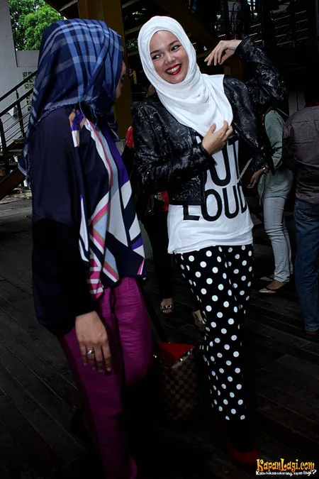 Foto Dewi Sandra