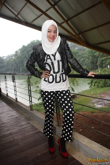 Foto Dewi Sandra