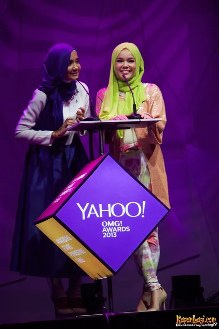 Foto Dewi Sandra