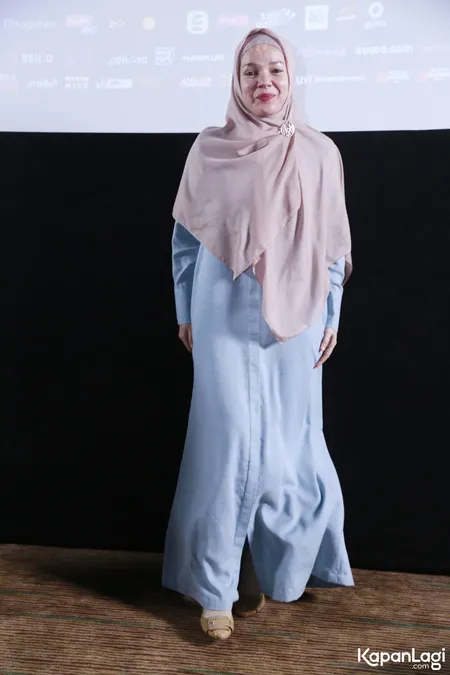 Foto Dewi Sandra