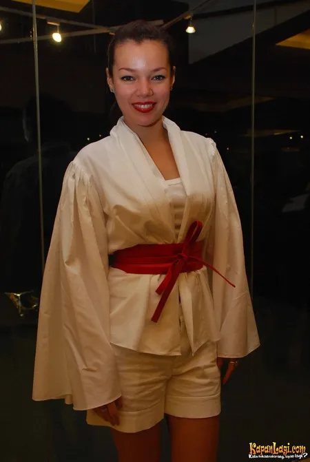 Foto Dewi Sandra