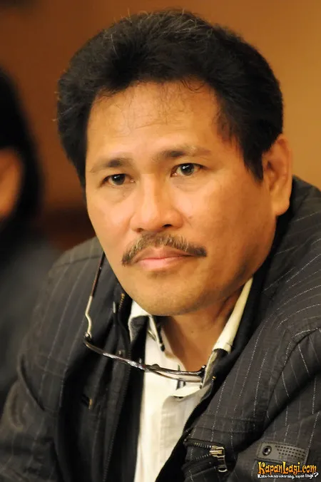 Foto Dharma Oratmangun