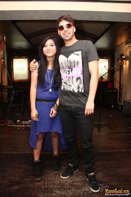 Foto Dheandra Adelina