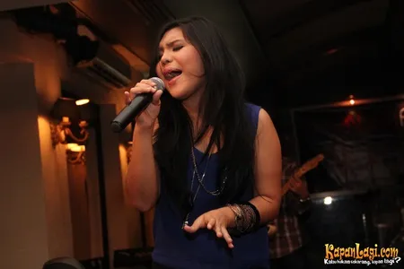 Foto Dheandra Adelina