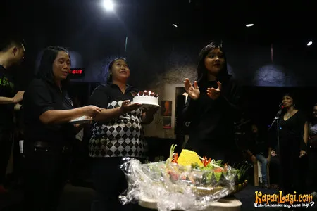 Foto Dheandra Adelina