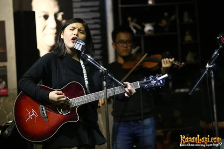 Foto Dheandra Adelina