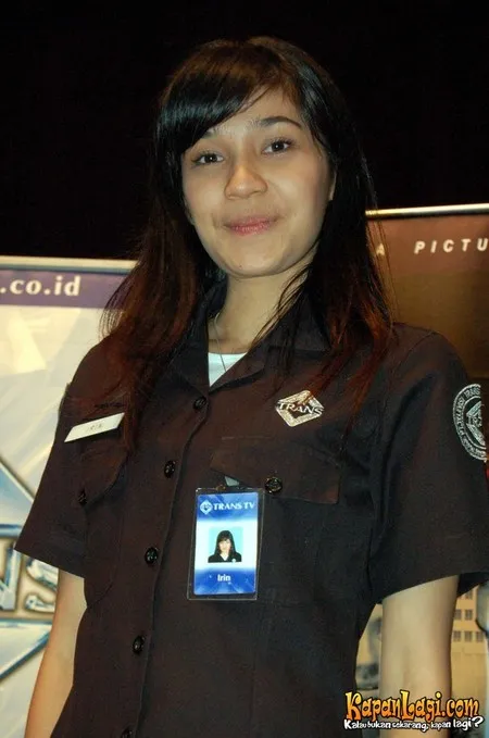 Foto Dhini Aminarti