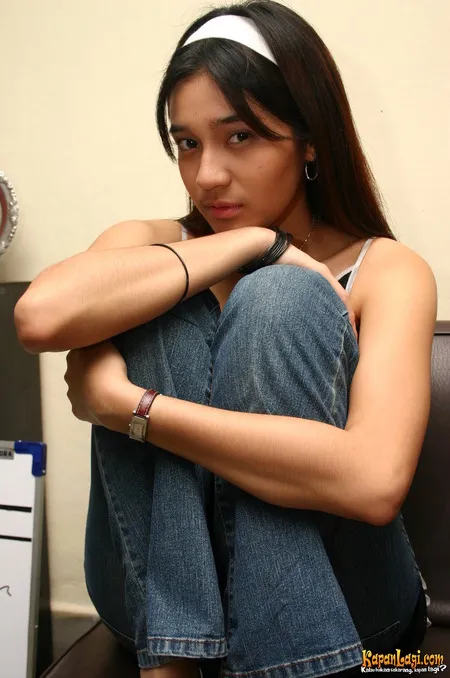 Foto Dhini Aminarti