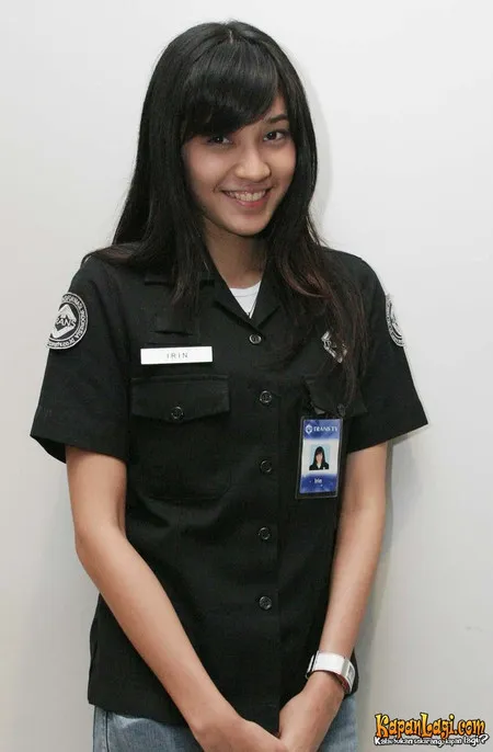 Foto Dhini Aminarti