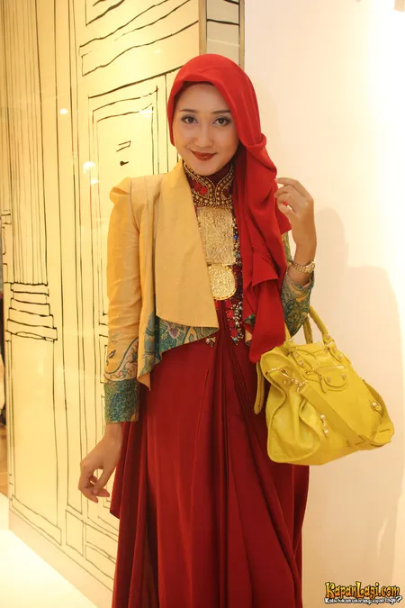 Foto Dian Pelangi