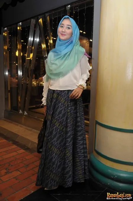 Foto Dian Pelangi