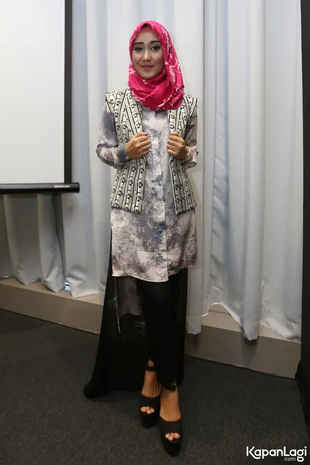 Foto Dian Pelangi
