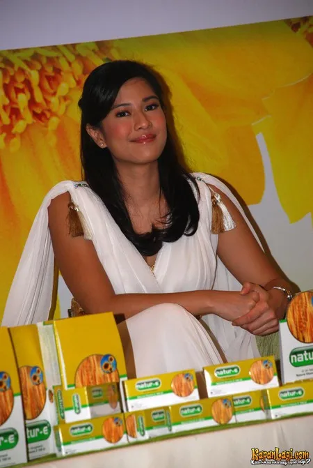 Foto Dian Sastrowardoyo. Nomor Foto: 457